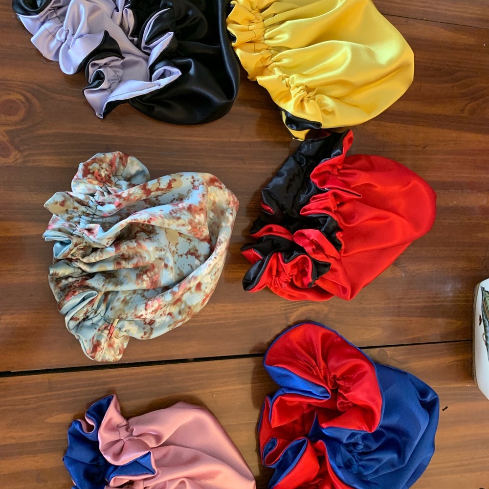 Custom Made Satin Bonnets - Picture 2 of 8